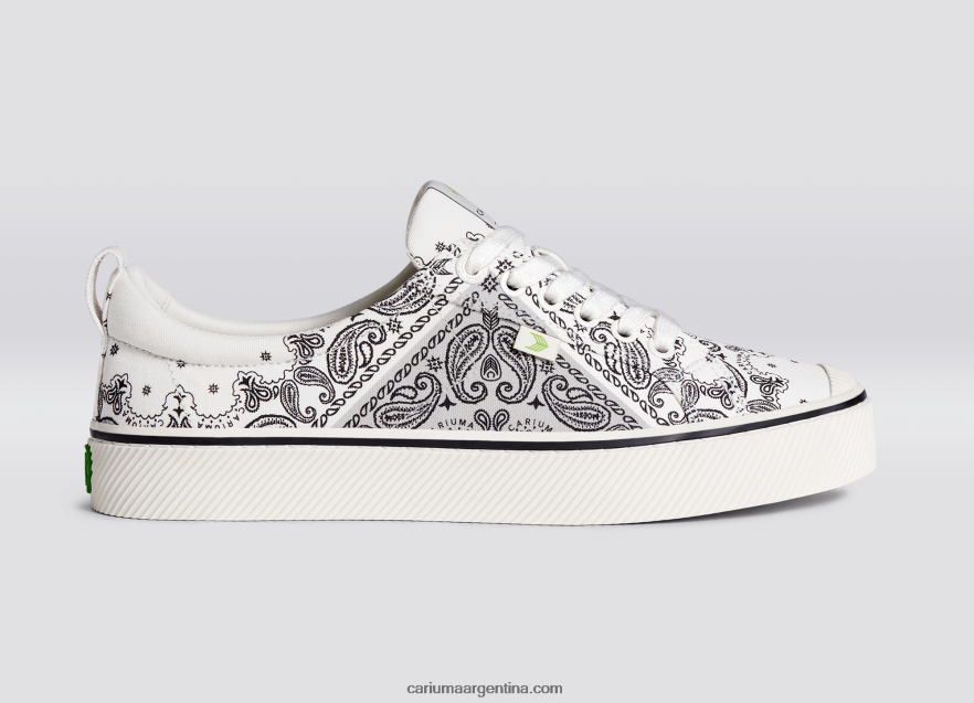 Cariuma D6DR8X12hombres lienzo bandana blanco roto