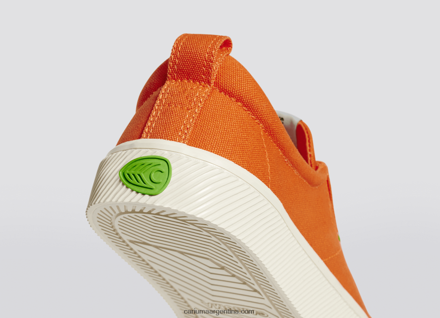 Cariuma D6DR8X23hombres lona de mandarina