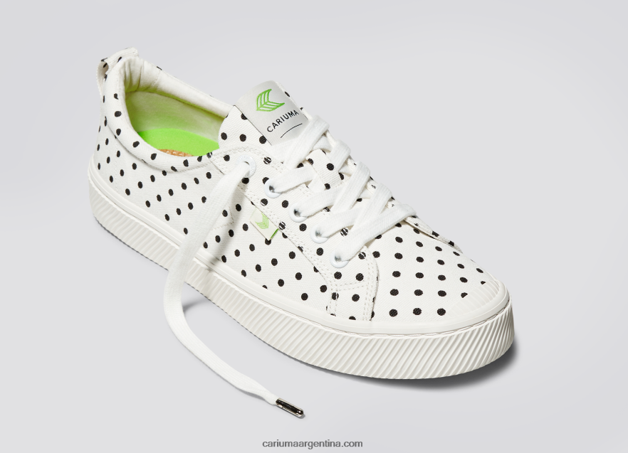 Cariuma D6DR8X51hombres lienzo de lunares blancos