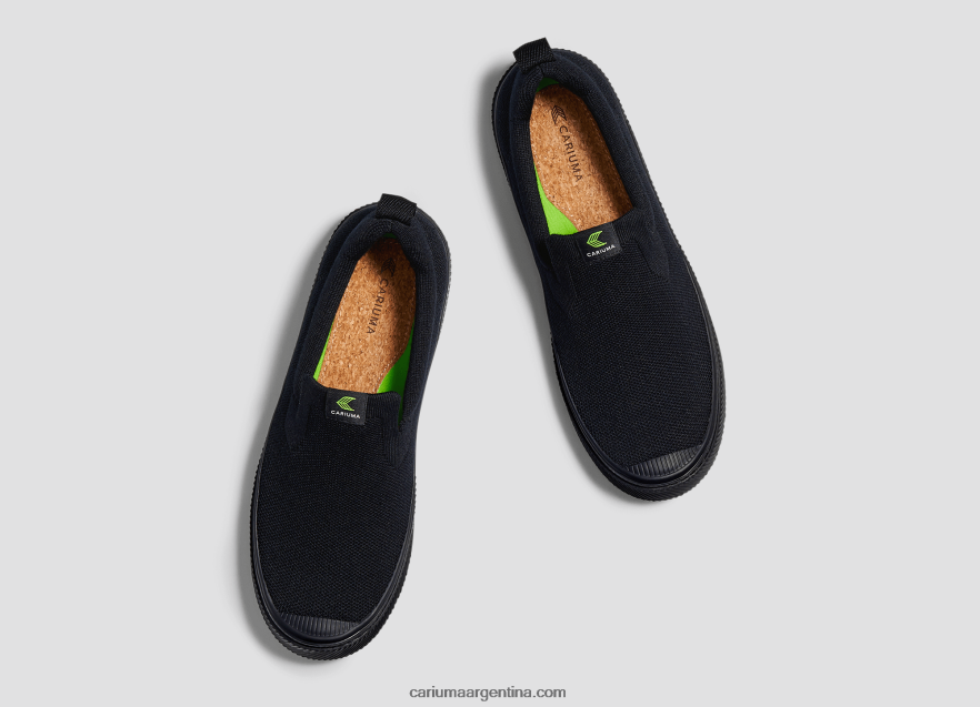 Cariuma D6DR8X387mujer todo punto negro