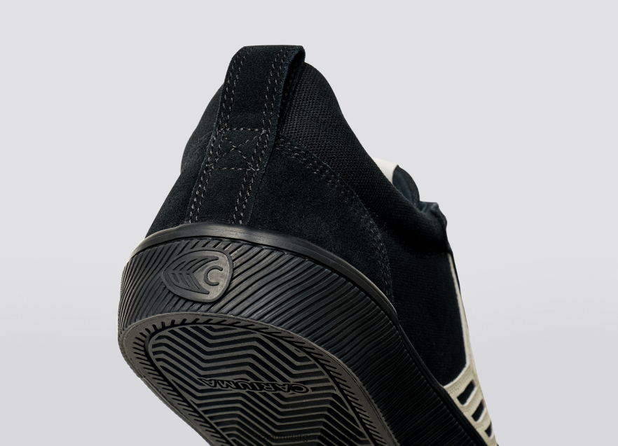 Cariuma D6DR8X367mujer pie izquierdo (zapato único)-todo negro/marfil